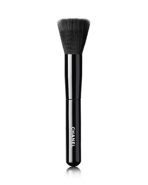 CHANEL Foundation Blending Brush No. 7 reviews, photos, 